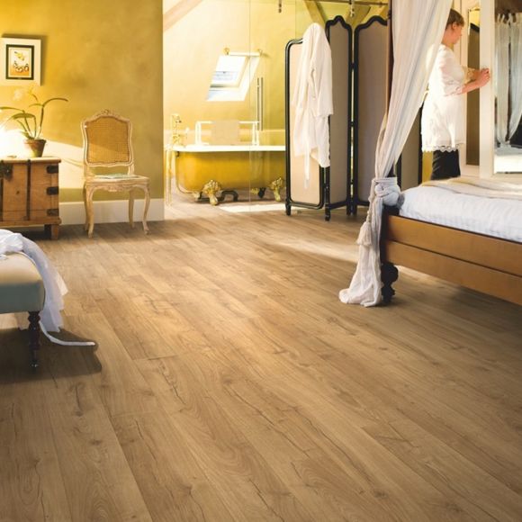 IM1848 Quick step Impressive Chêne classique naturel