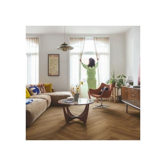 Sol pvc Quick Step bâton rompu avec sous-couche intégrée - Ciro - Chêne caramel ramageux