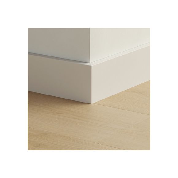 QSPSKRPAINT Quickstep - Plinthe à peindre revêtue blanche - (77x14x2400mm) - (au ml)